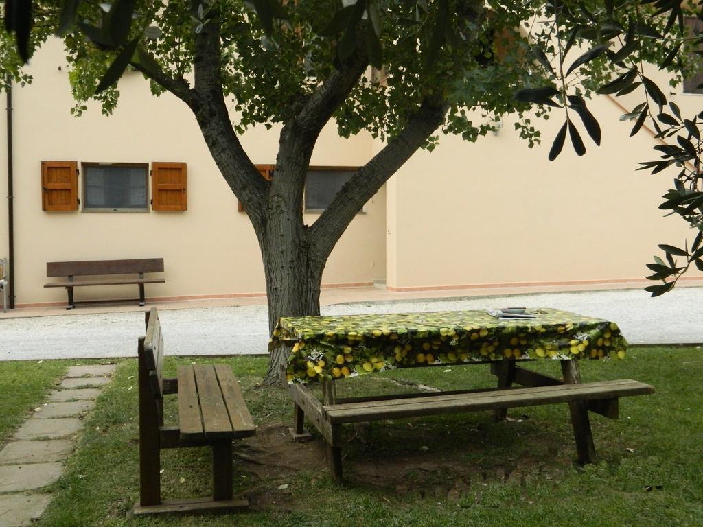 Podere Santo Signoretto San Vincenzo Exterior foto